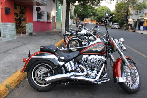 Harley Davidson Heritage Softail