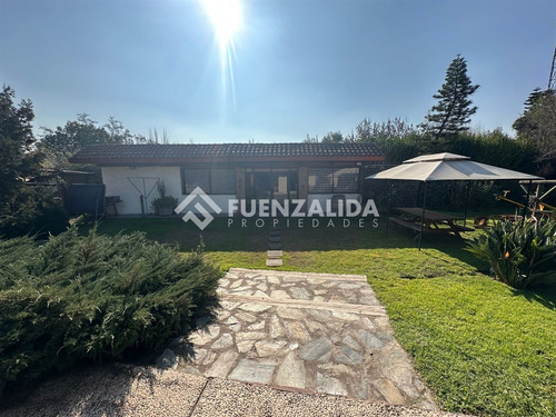 Casa En Arriendo De 7 Dorm. En Talagante