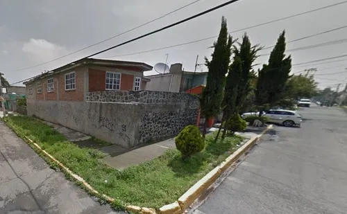 Casa En Esquina Con Excelente Ubicación En Pedregal De San Nicolás 1ra Secc, Tlalpan. Arf