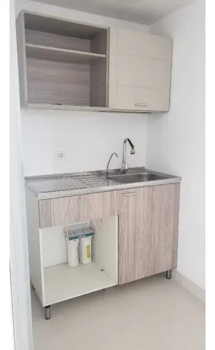 Oficina En Arriendo, Centro Empresarial Av Chile, Bogotá