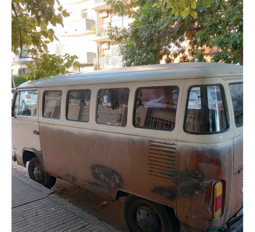 Volkswagen Kombi 84