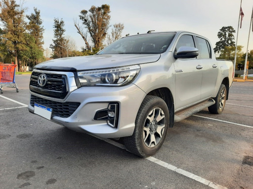 Toyota Hilux 2.8 Cd Srx 177cv 4x4 At