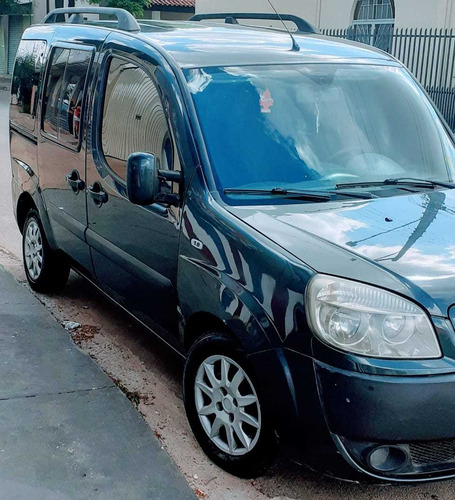 Imagem 8 de 10 de Fiat Doblo 2013 1.8 16v Essence Flex 5p