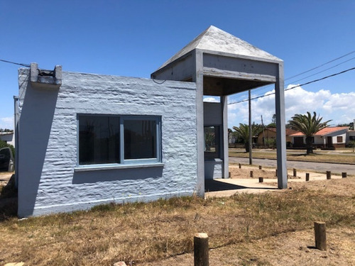Punto Río | Local Comercial Con Vivienda