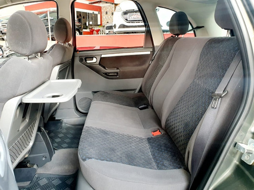 Chevrolet Meriva Premium