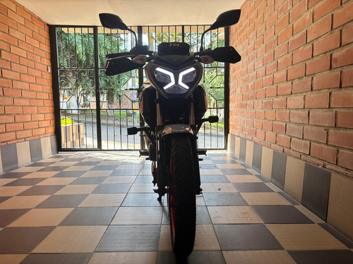 Moto Tvs Raider 125 ( 2025 - 10.000 Km )
