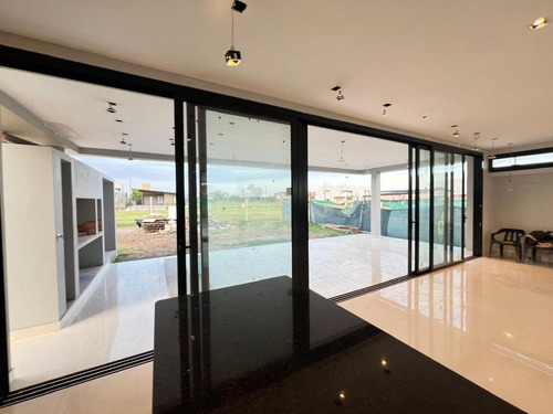Venta Casa A Estrenar 3d -country Viento Sur