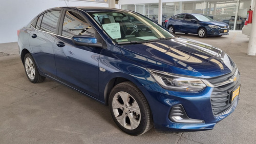 Imagen 2 de 10 de Chevrolet Onix 2021 1.2 Premier At