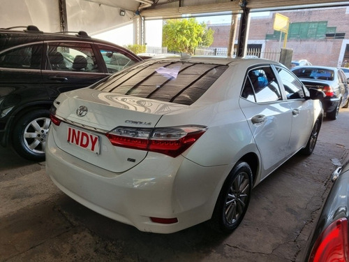 Imagen 4 de 10 de Toyota Corolla 1.8 Xei Cvt Pack 140cv 2017 44520482