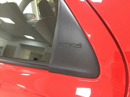 Toyota Etios 1.5 Sedan X