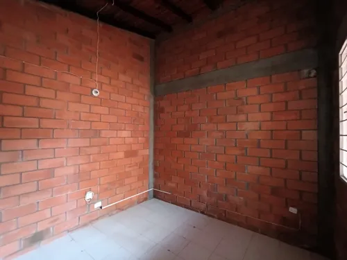 Casa En Arriendo En Prados Del Este. Cod A27003