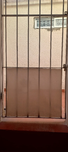 Casa En Alquiler De 1 Dormitorio En Goes