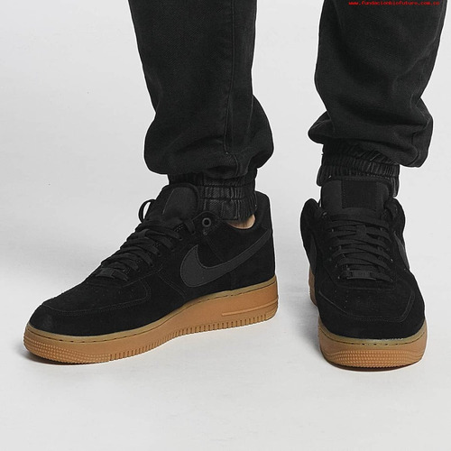 tenis nike air force one negros