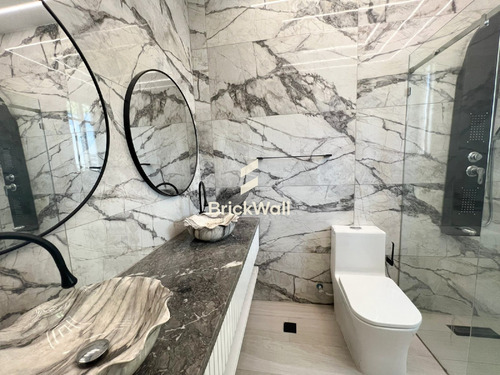 Exclusiva Casa Con Piscina En El Proyecto Cerrado Llanos Gurabo