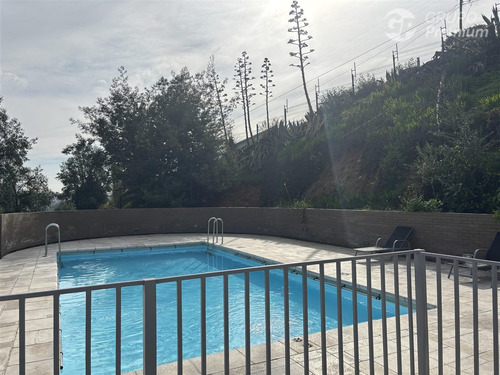 Departamento En Venta De 2 Dorm. En Viña Del Mar
