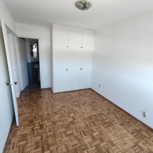 Imagen 9 de 11 de Aapartamento En Alquiler, Centro. 1 Dormitorio.