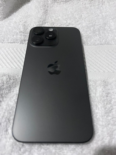 Apple iPhone 15 Pro Max 256gb Titanio Negro Como Nuevo Sin Detalles