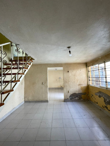 ¡vive O Invierte En Una Propiedad Con Alto Potencial En Ecatepec! Casa En Venta En Lazaro Cardenas, Ecatepec De Morelos