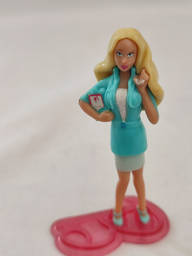 Barbie Doctora   Huevo Kinder Sorpresa 