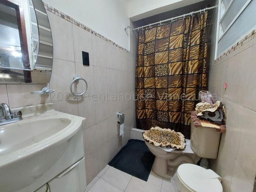 Imagen 16 de 18 de Casa En Venta En San Bernandino #22-24250 Sj