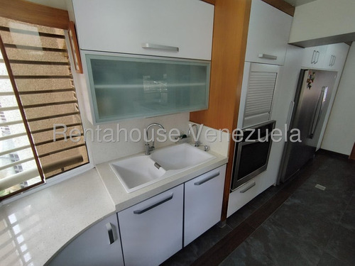 Apartamento En Venta En Los Palos Grandes Piscina Remodelado