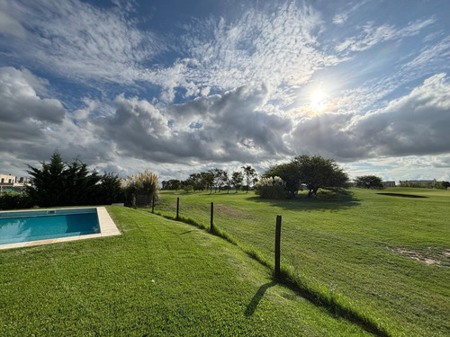 Casa En Venta En El Cantón, Escobar, G.b.a. Zona Norte