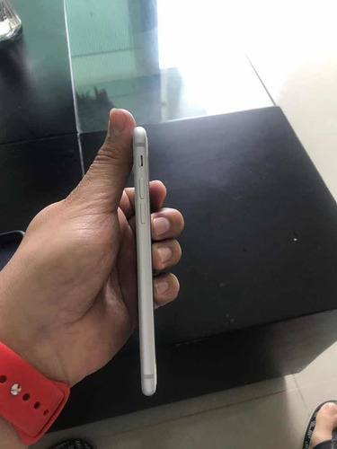 iPhone 8 64gb