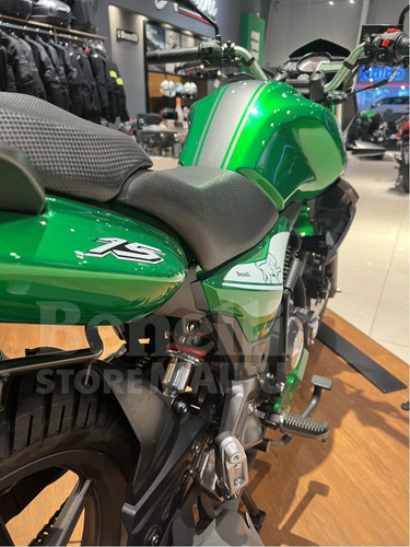 Imagen 13 de 15 de Benelli Tnt 15