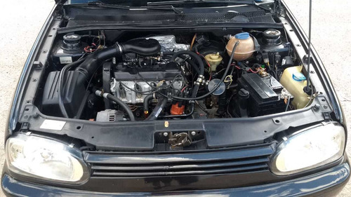 Imagem 9 de 11 de Volkswagen Golf Golf Cl 1.8