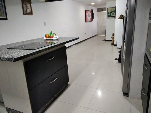 Imagen 8 de 20 de Town House En Venta En Nueva Barcelona. C.r Mar De Oriente
