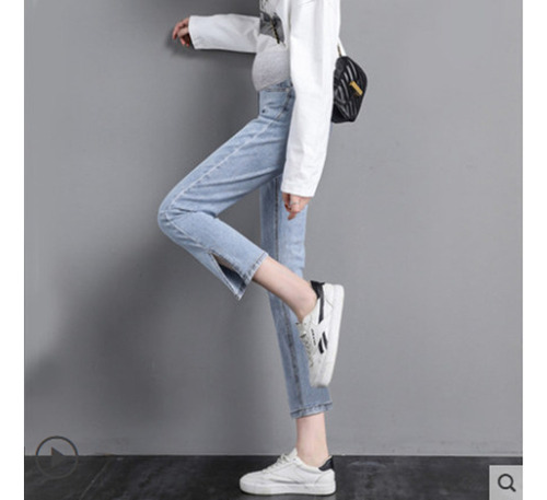 Pantalones Cortos Con Abertura Lateral Y Pantalones Vaqueros