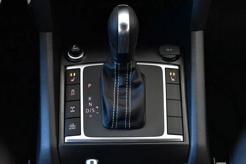 Imagen 14 de 15 de Volkswagen Amarok 3.0 V6 Extreme