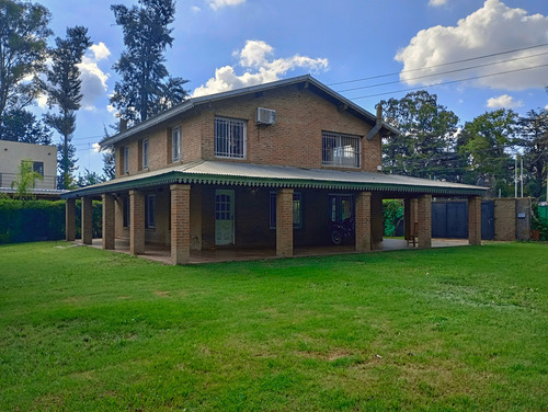 Casaquinta 3 Dorm. Barrio Parque Orense. ¡oportunidad!