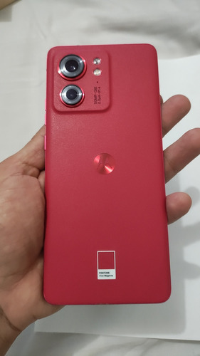 Motorola Edge 40 256 Gb + 8 Gb De Ram, Color Viva Magenta (Usado)