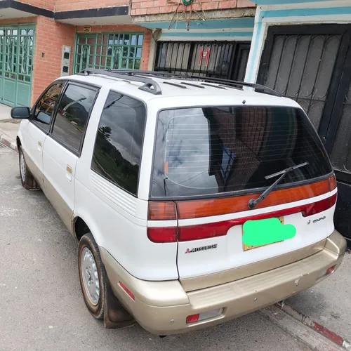 Mitsubishi Expo 2.4l 4x2