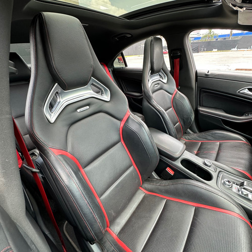 Mercedes-Benz Clase CLA 2.0 45 Amg At