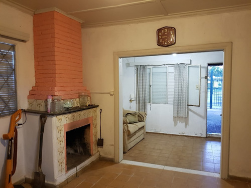Imagen 5 de 15 de 2043 Casa Padron Unico Amplio Terreno Fondo Con Parrill Horno Y Estufa A Leña