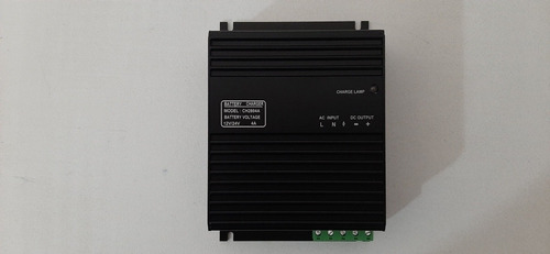 Imagen 1 de 3 de Cargador De Baterías Dual 12/24v4amp Para Planta Eléctrica