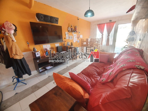 Imagen 28 de 30 de Venta En Block - Casa 3 Amb. + Dúplex 3 Amb. - Todos Los Servicios Conectados