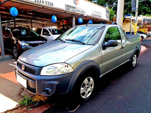 Fiat Strada Cinza 2016