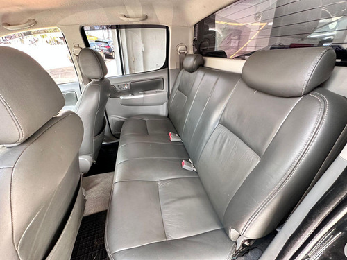 Toyota Hilux CD SRV D4-D 4x4 3.0 TDI Diesel Aut