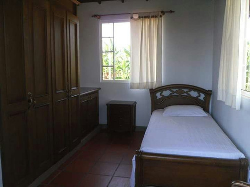 Imagen 4 de 25 de Venta - Alquiler Chalet Excelente Pueblo Tapao