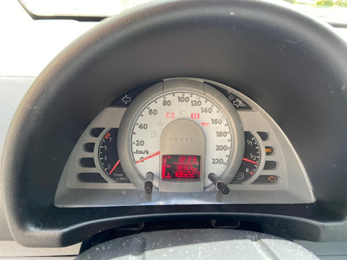Volkswagem Spacefox 1.6 Comfortline Preto