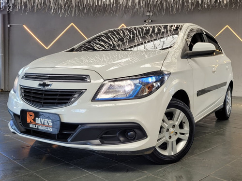 Chevrolet Onix 1.4 MPFI LT 8V FLEX 4P MANUAL