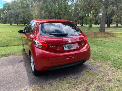 Peugeot 208 1.5 Allure Touchscreen