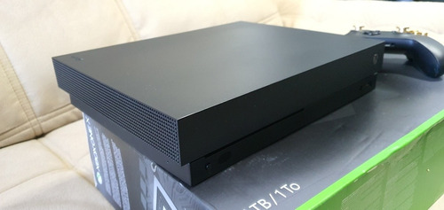 Microsoft Xbox One X 1tb - Hd Expansão Externo 3tb Opcional