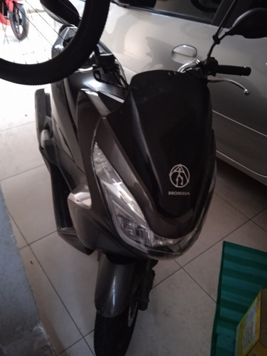 Imagem 1 de 2 de Honda 2016