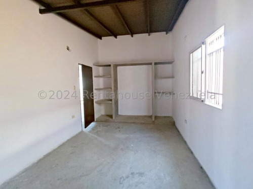 De Oportunidad!! Venta De Casa En Playa El Agua. Isla De Margarita.