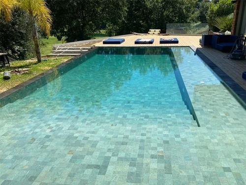 Piedra Nat Para Piscinas Sukabumi Green Stone 20x20x1cm 1°