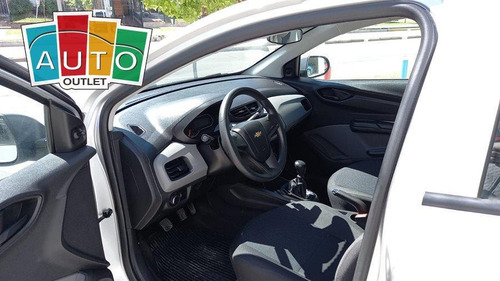 Chevrolet Onix Joy 2017 Gris Plata 5 Puertas